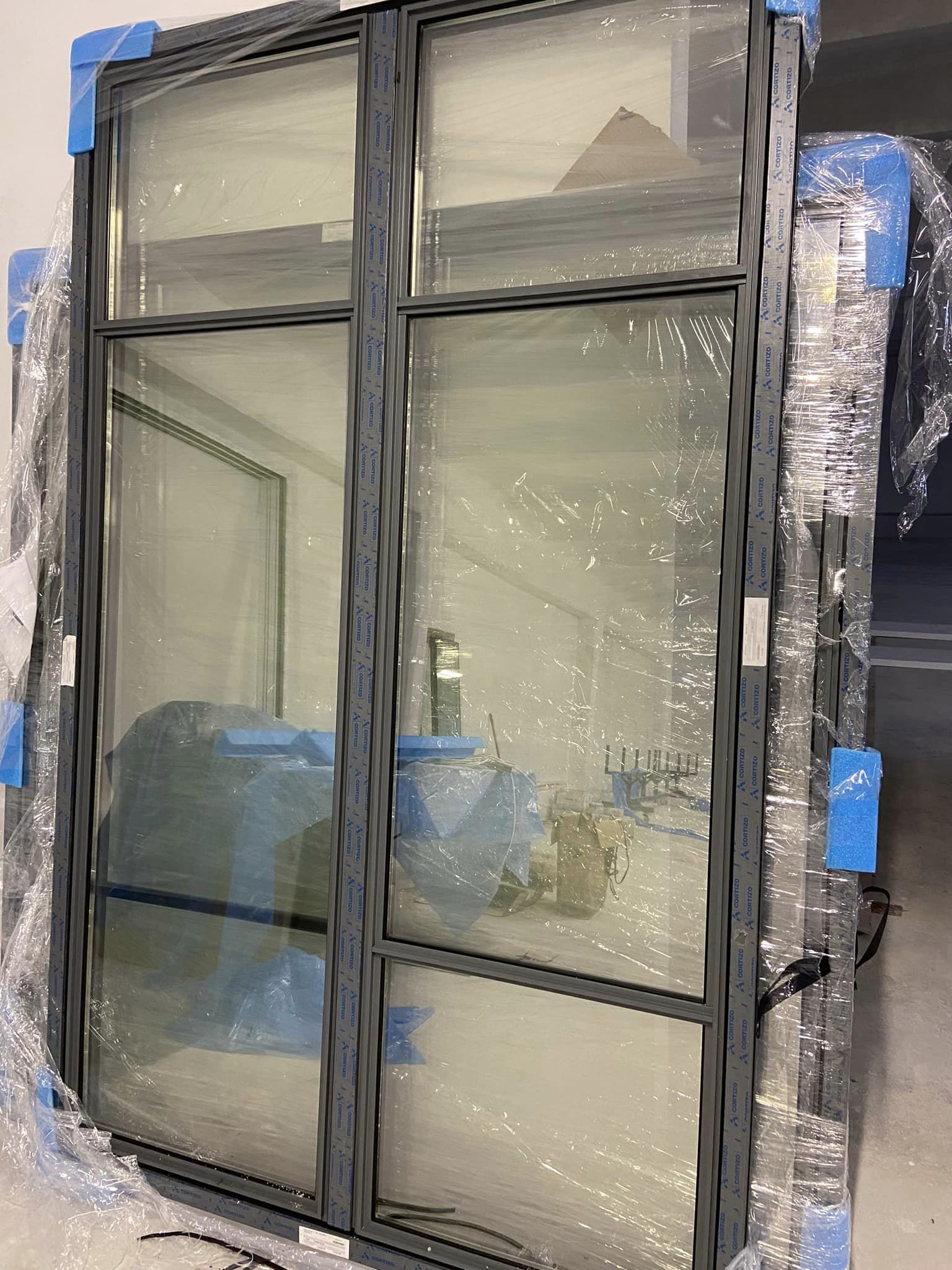 Ferestre si usi Glass Comfort Producător pereți cortină și