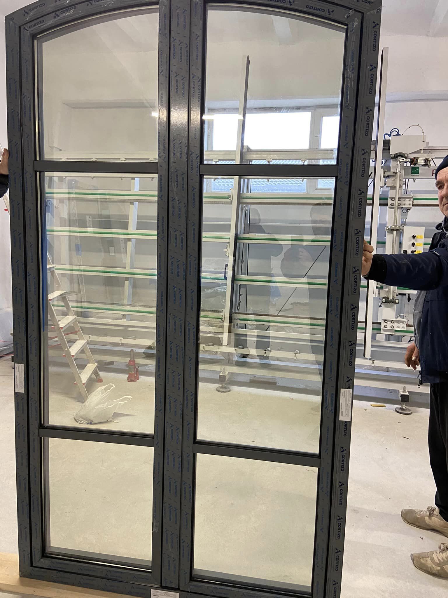 Ferestre si usi Glass Comfort Producător pereți cortină și